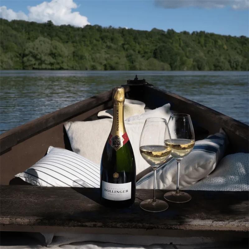 CHAMPAGNE_BOLLINGER_SPECIAL_CUVEE_2