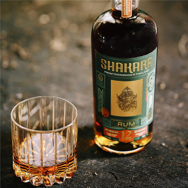 003642_4_rhum_thailandais_shakara_12_ans